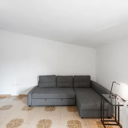 شقة Ce Tour - Casa Centro 1 *