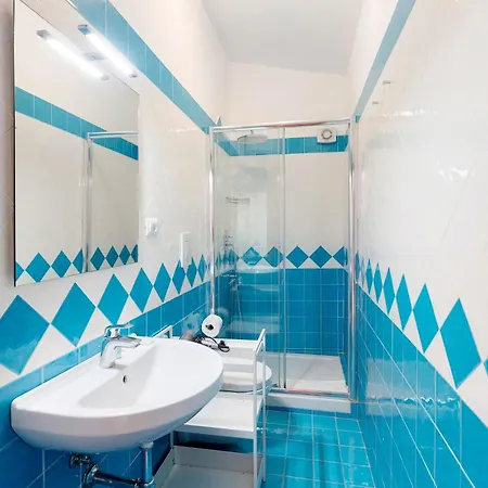 Ce Tour - Casa Centro 1 شقة سيتارا